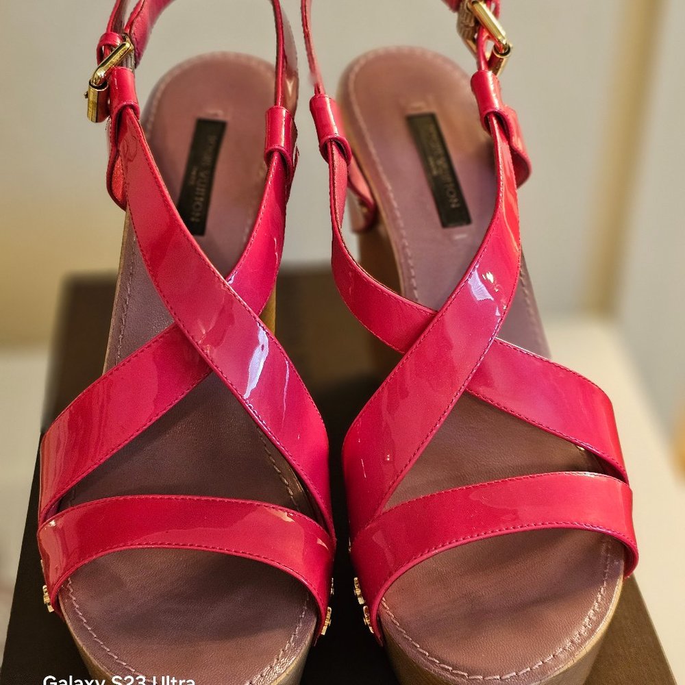 louis vuitton wedges